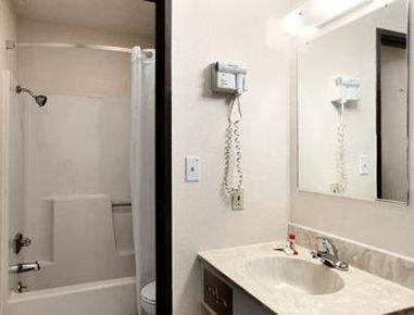 American Best Value Inn 로렌스 외부 사진